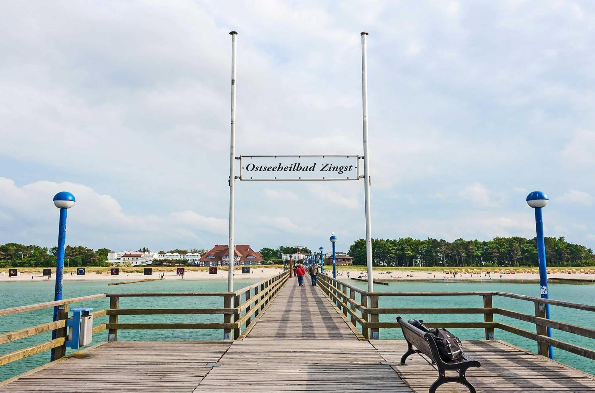 Seehund An Der Seebruecke Zingst Kültér fotó